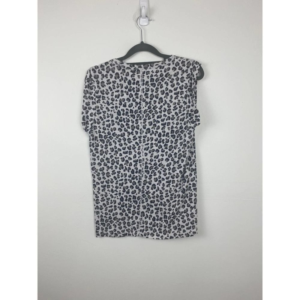 Malibu tee t- shirt size Sp color white, gray, black